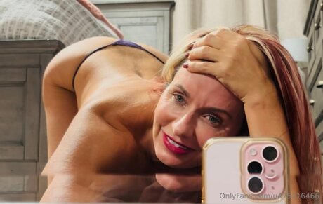 south african onlyfans sexy nude picture