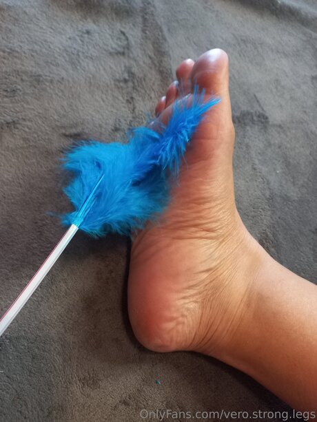 Vero Strong Legs pornographic star gallery