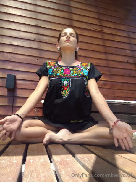 Minerva Of hd actress picture