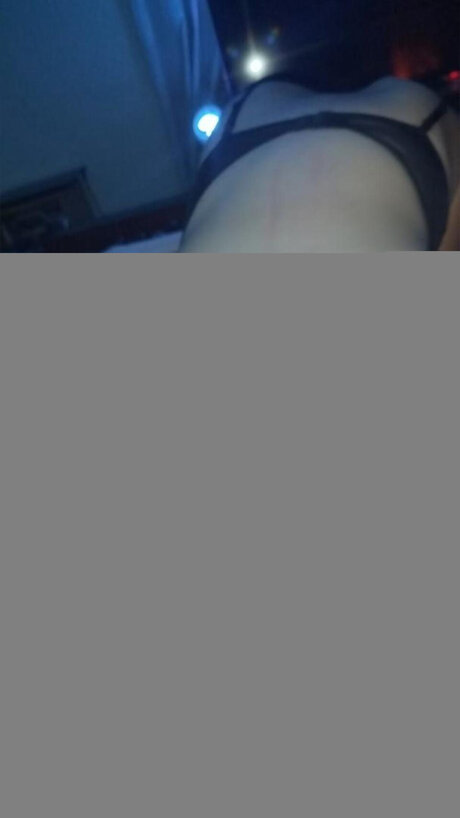 petite asian onlyfans pretty pic