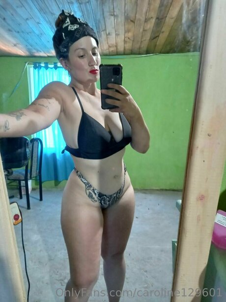 Caroline129601 sexy actress gallery