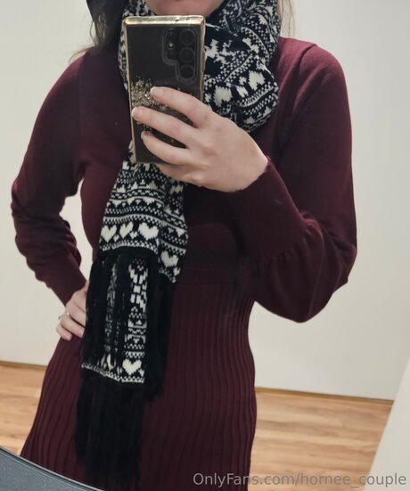 Hornee Couple xxx pornstar pics