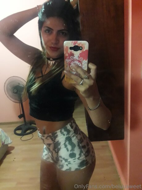 Beluusweet model xxx image