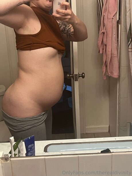 Therealdivinity pornstar nice galleries