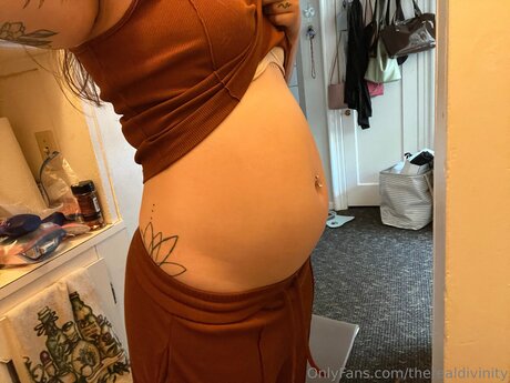 Therealdivinity perfect pornstar archive