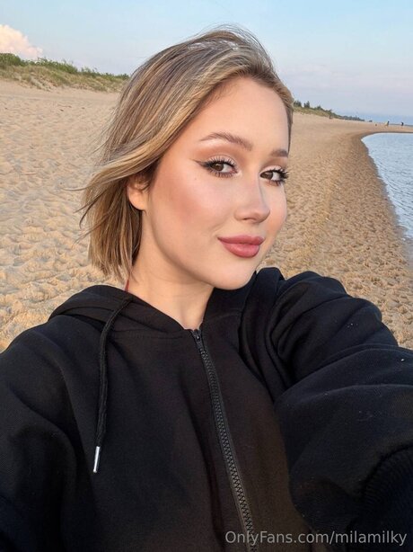 Milamilky sex actress image