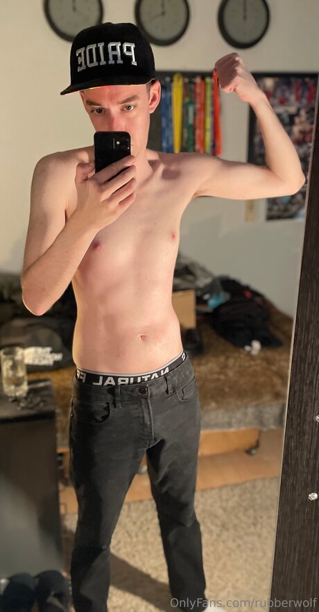 Rubberwolf model sex galleries