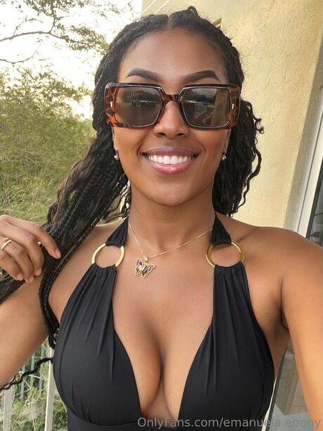 Emanuela Ebony xxx pornstar pic