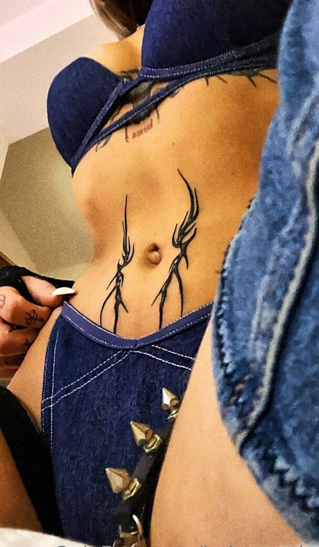 ladyg orgia model hd pic