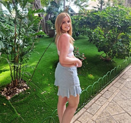 Suzy Lu art star images