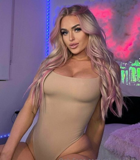 real nude onlyfans beautiful naked pictures