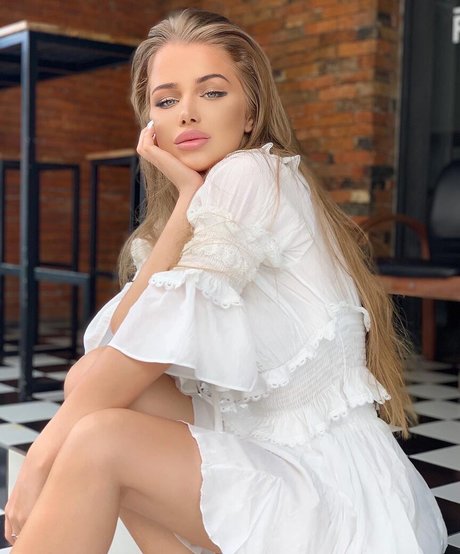 alexa stel star gallery