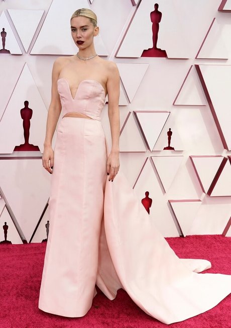 petite asian onlyfans adult pics