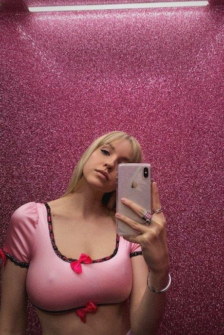 paigexylo model top image