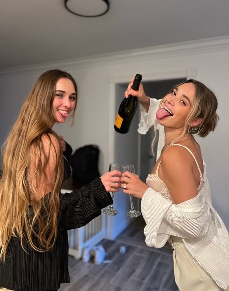 Natalie Decker star pornographic image