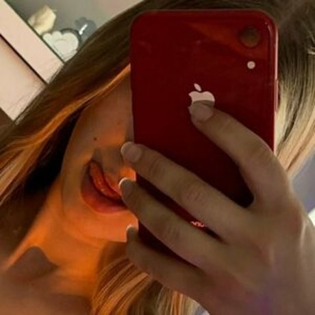 emilyxross hot pornstar pics