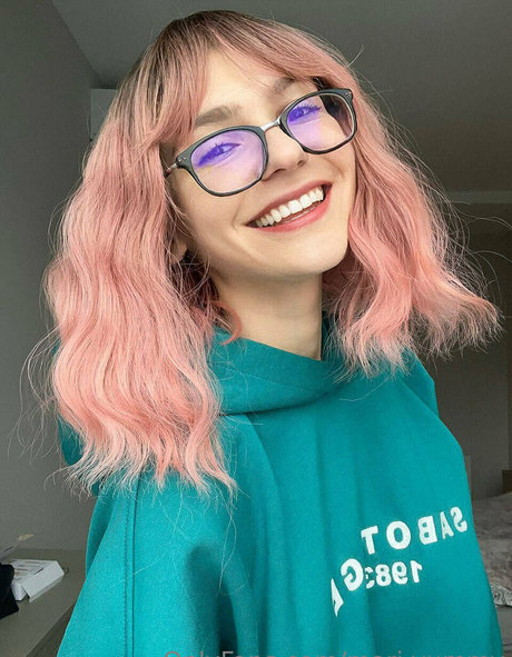 mari yummy high quality actress photo