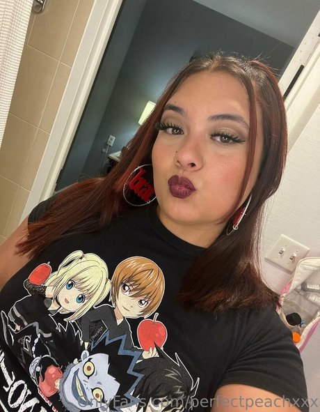 perfectpeachxxx pornstar nude image