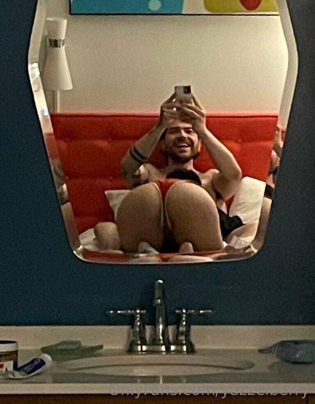 yazzelberry exclusive model pictures