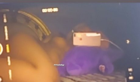 tiniedolly model art galleries