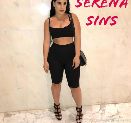 Serenasinsxxx naked pornstar archive