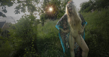 Lucy Musings sex model galleries