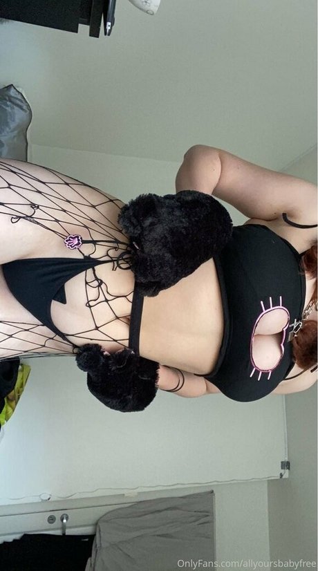 big tits nerd onlyfans art nude photo