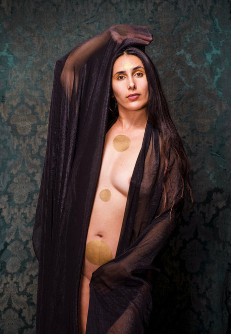 ladyjuicybrunette erotic actress picture