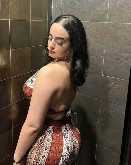 bbjodeci2 pretty actress galleries