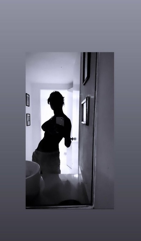 anybarone perfect actress images