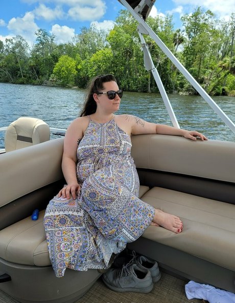 deealice nude pornstar img