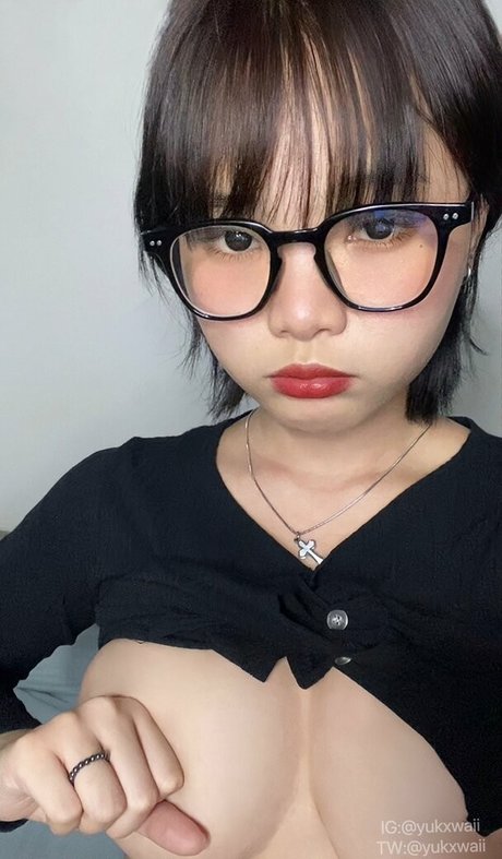 yukxwaii pornstar xxx pictures