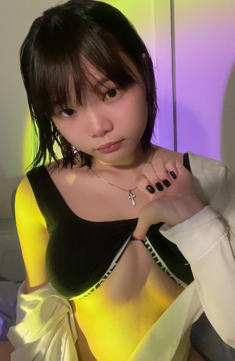 yukxwaii pornstar xxx pic