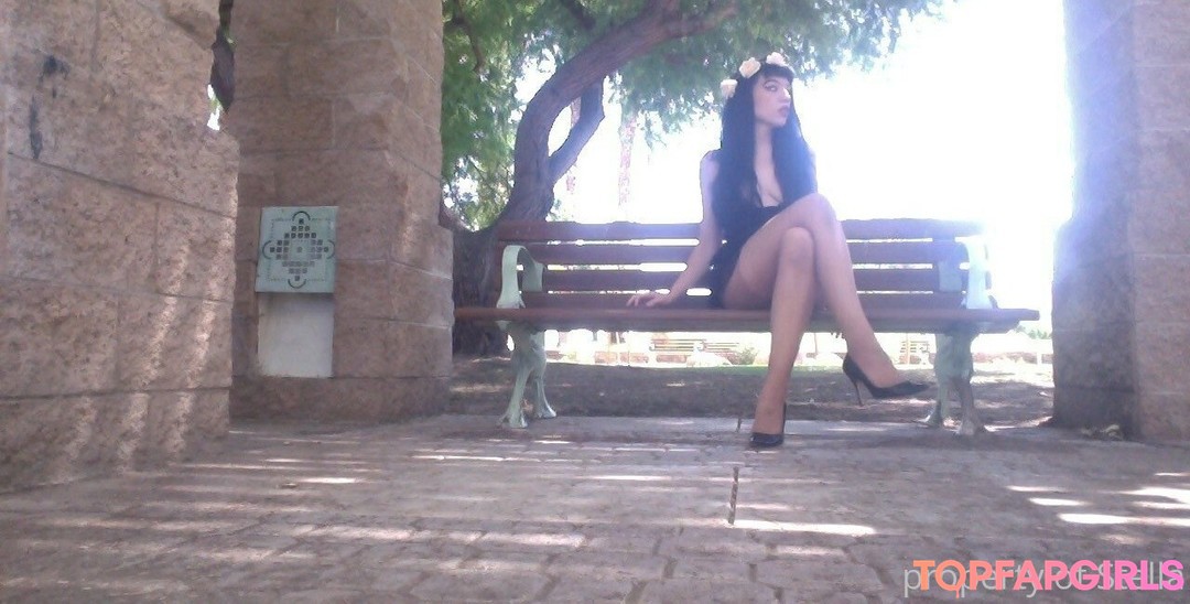 stellaaeternum top actress pics