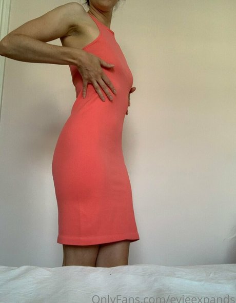 evieexpands model perfect galleries