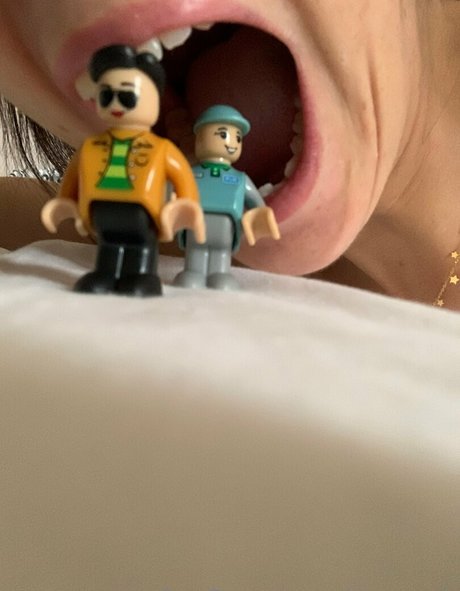 lesbian fisting onlyfans hot picture