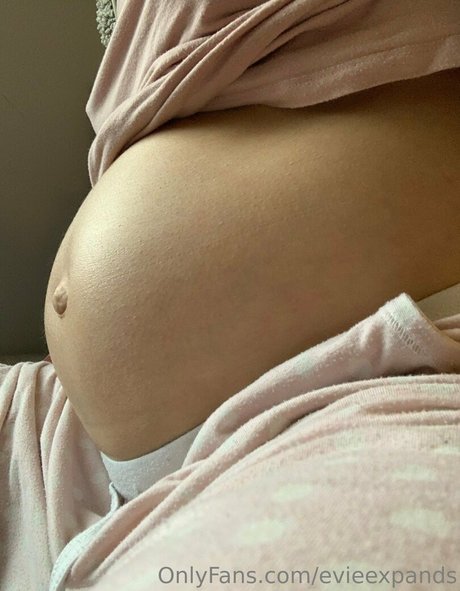 evieexpands pornstar hot galleries