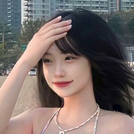 byzeko 02 pornographic actress pictures