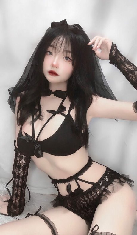 byzeko 02 top actress pictures