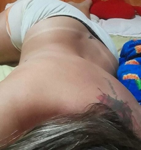 Cris AngelCris star sexy photo