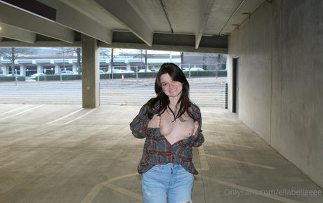 ellabelleeee pornstar pretty pics