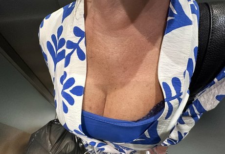 Mrs Pluto beautiful actress pictures