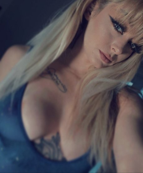 Queenjazlyn model exclusive archive