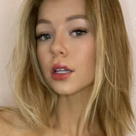 taylorraex best actress photos