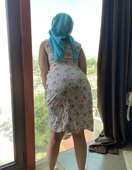 arabiano art model gallery