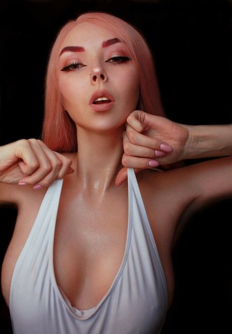 Hessakai model perfect picture