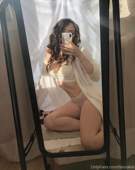 Hessakai pretty pornstar picture