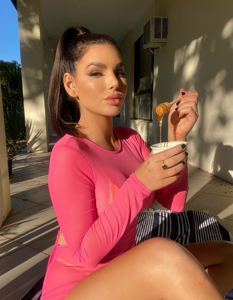 nicolethorne star beautiful archive