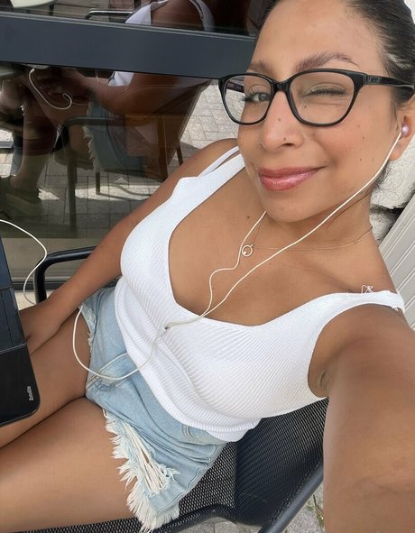 withlove lara top pornstar pic