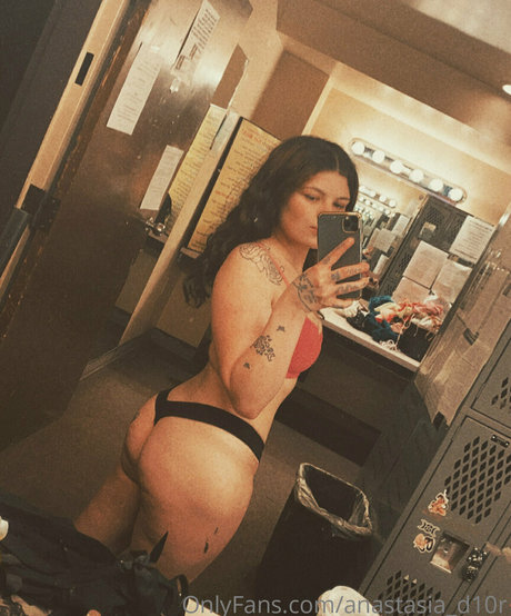 anastasia d10r adult actress picture